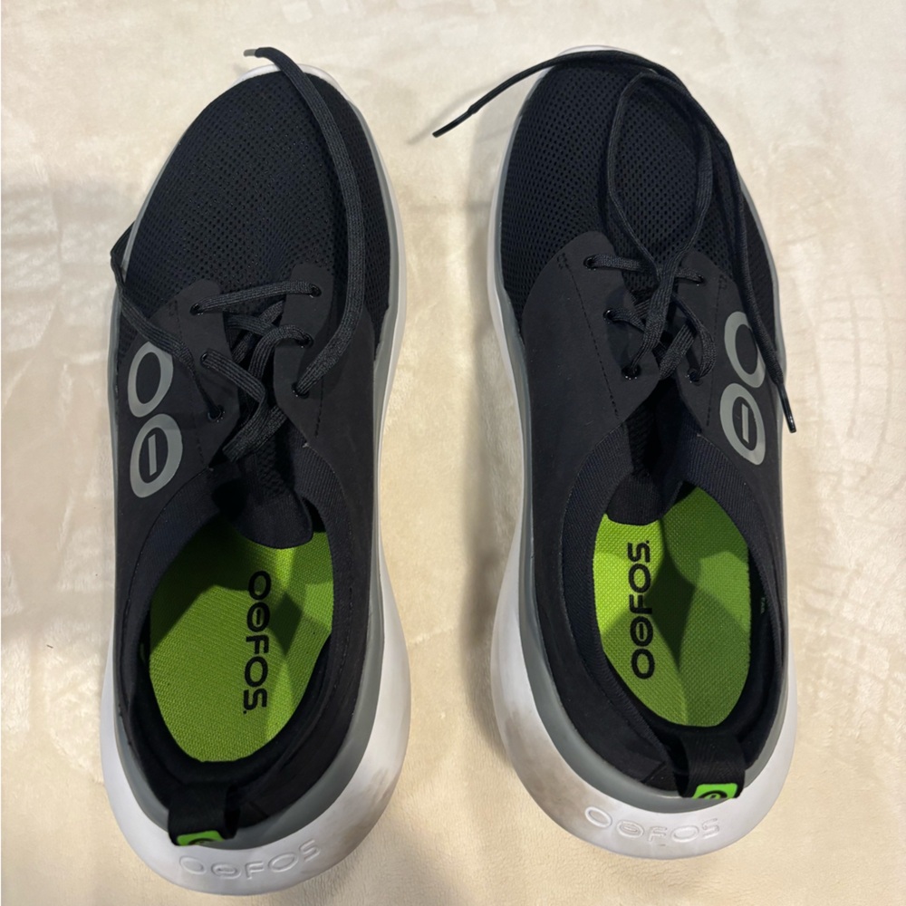 OOFOS Footwear